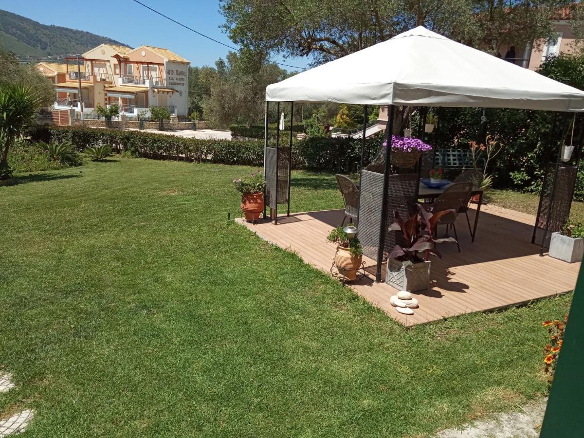 Sunny Garden Villa 普拉塔里亚 外观 照片