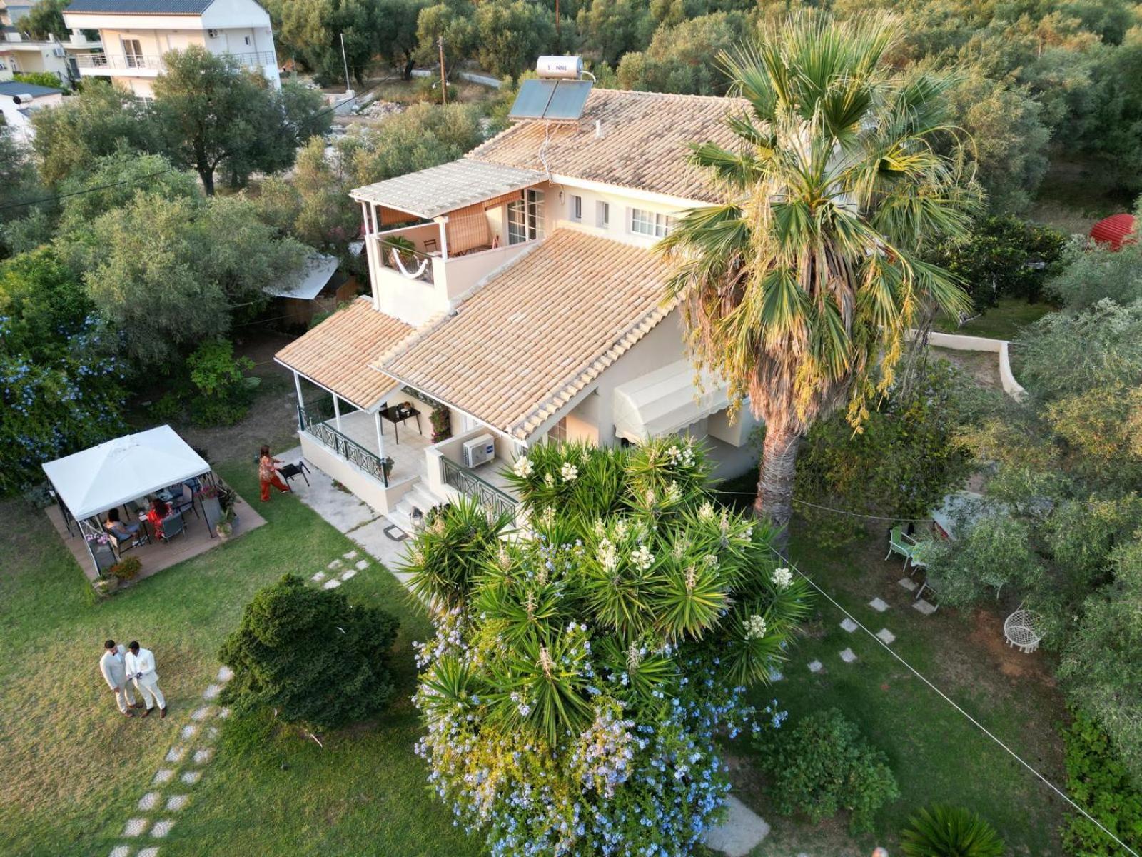 Sunny Garden Villa 普拉塔里亚 外观 照片